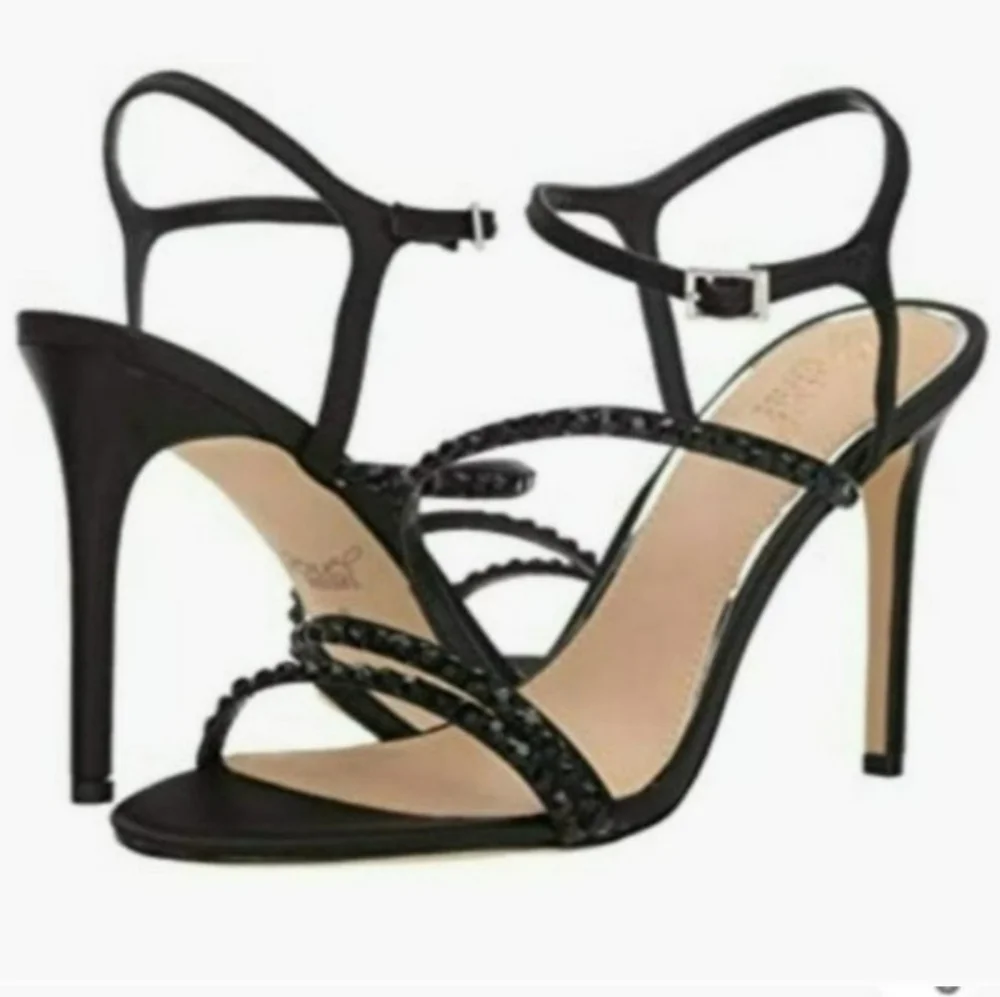 Jewel by Badgley Mischka Marimba Black Sandals - Picture 1 of 9